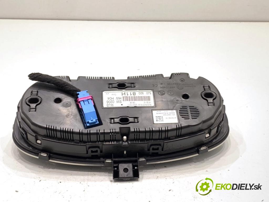 SKODA ROOMSTER nadwozie wielkoprzestrzenne (MPV) 2012 63 kW 1.4 1390 Prístrojovka 5J0920811H (Prístrojová doska)