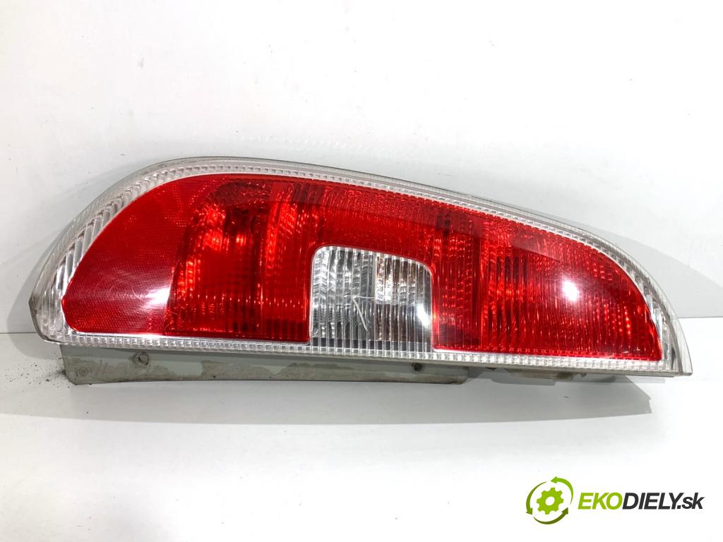 SKODA ROOMSTER nadwozie wielkoprzestrzenne (MPV) 2012 63 kW 1.4 1390 světlo levý zadní část 5J7945095