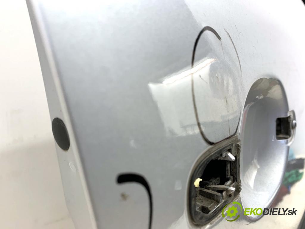 SKODA ROOMSTER nadwozie wielkoprzestrzenne (MPV) 2012 63 kW 1.4 1390 Dvere pravy predný