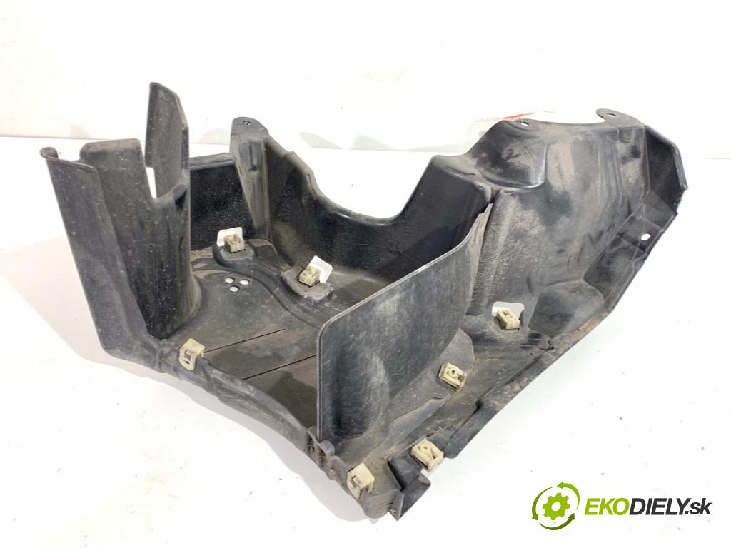 BMW G31 Kombi 2020 140 kW 520 d 1995 Clona podvozku 7340787