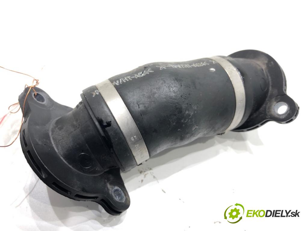 SKODA OCTAVIA IV Kombi 2023 110 kW 2.0 TDI 1968 rúrka EGR 05L131521B