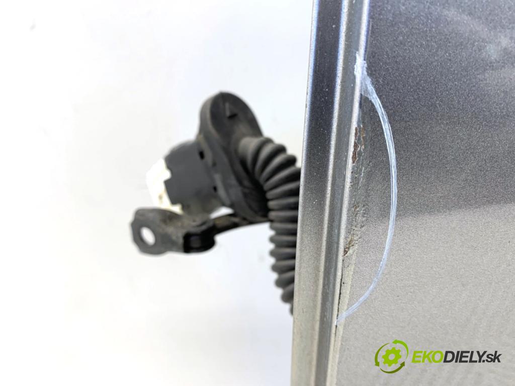 INFINITI Q50 sedan 2014 268 kW 50 Hybrid AWD 3498 dveře levý zadní část KAD KAD