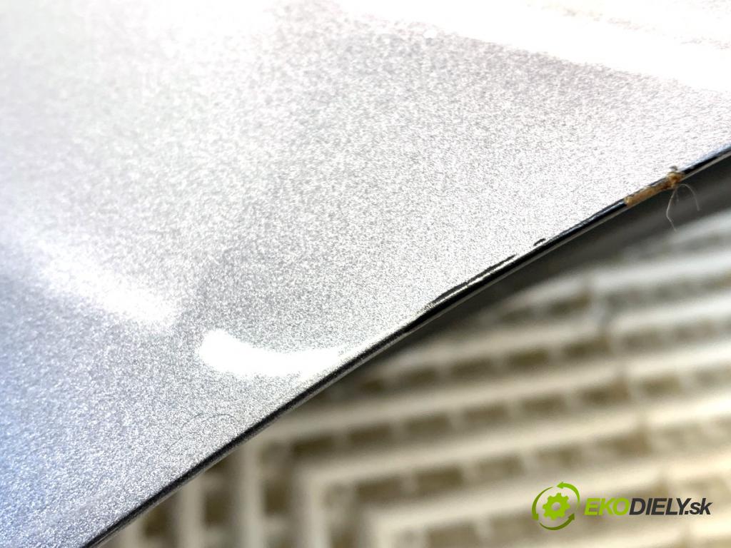 INFINITI Q50 sedan 2014 268 kW 50 Hybrid AWD 3498 dveře levý zadní část KAD KAD