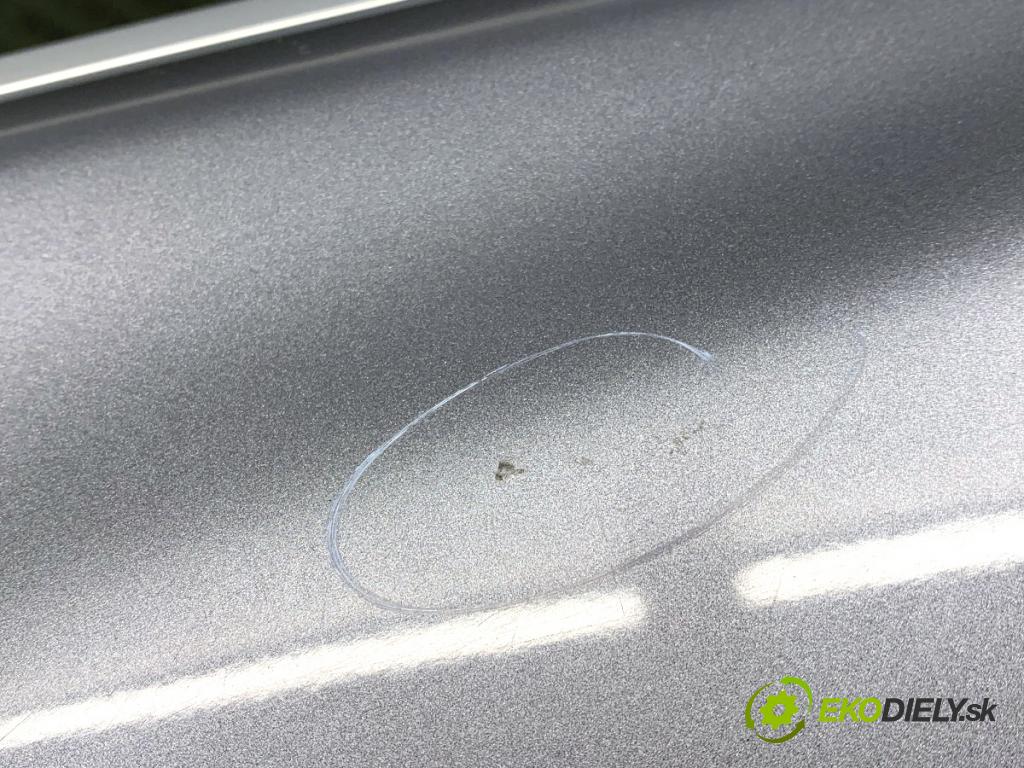 INFINITI Q50 sedan 2014 268 kW 50 Hybrid AWD 3498 dveře levý zadní část KAD KAD