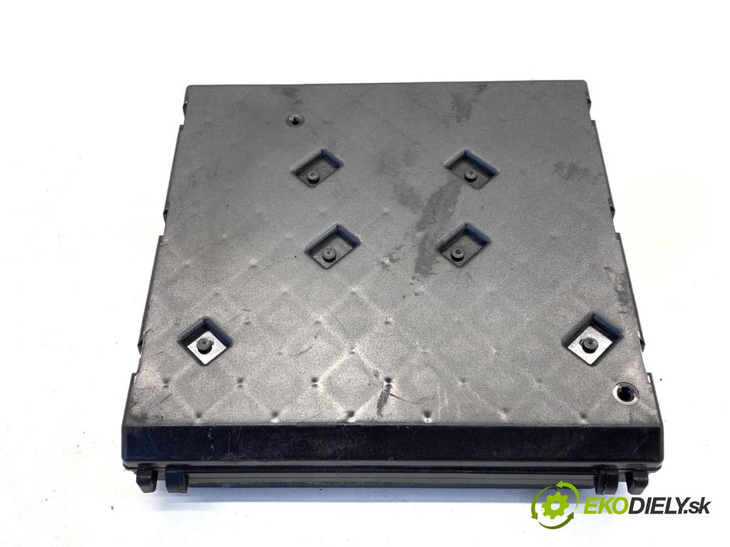 SKODA ROOMSTER nadwozie wielkoprzestrzenne (MPV) 2012 63 kW 1.4 1390 Modul komfortu BCM 6R7937086K