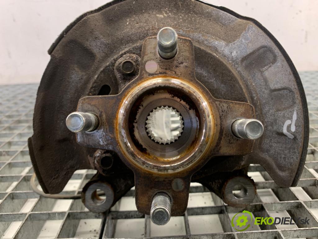 SUZUKI IGNIS III liftback 2017 66 kW 1.2 (ATK412) 1242 náboj pravy predný