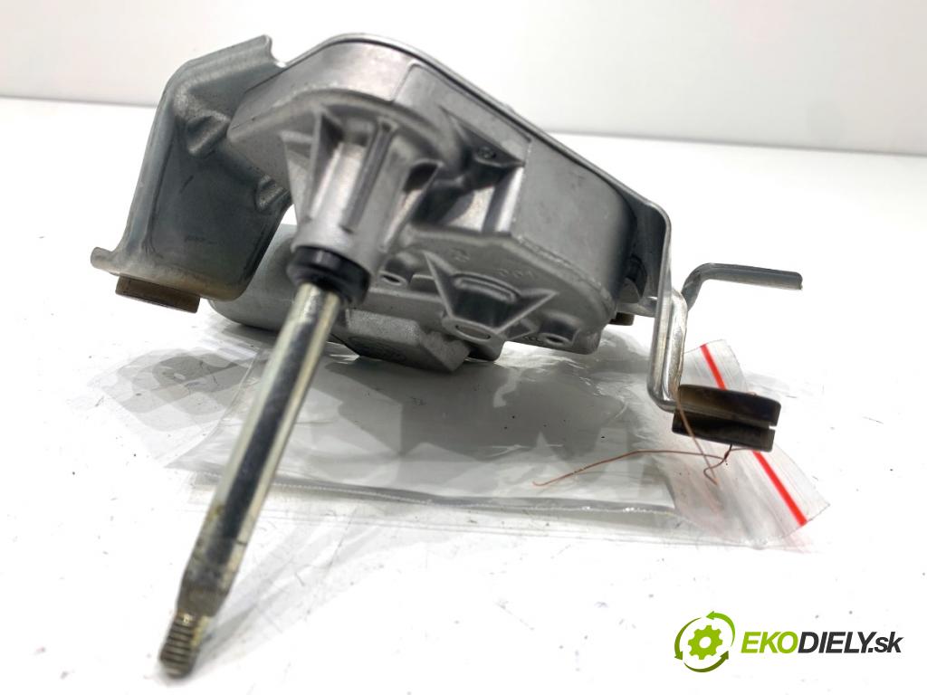 SUZUKI IGNIS III liftback 2017 66 kW 1.2 (ATK412) 1242 motor stěračů zadní část