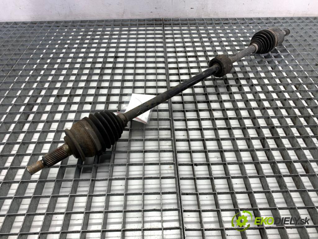 SUZUKI IGNIS III liftback 2017 66 kW 1.2 (ATK412) 1242 poloos pravý přední část