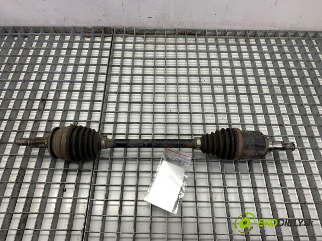 SUZUKI IGNIS III liftback 2017 66 kW 1.2 (ATK412) 1242 poloos levý přední část 