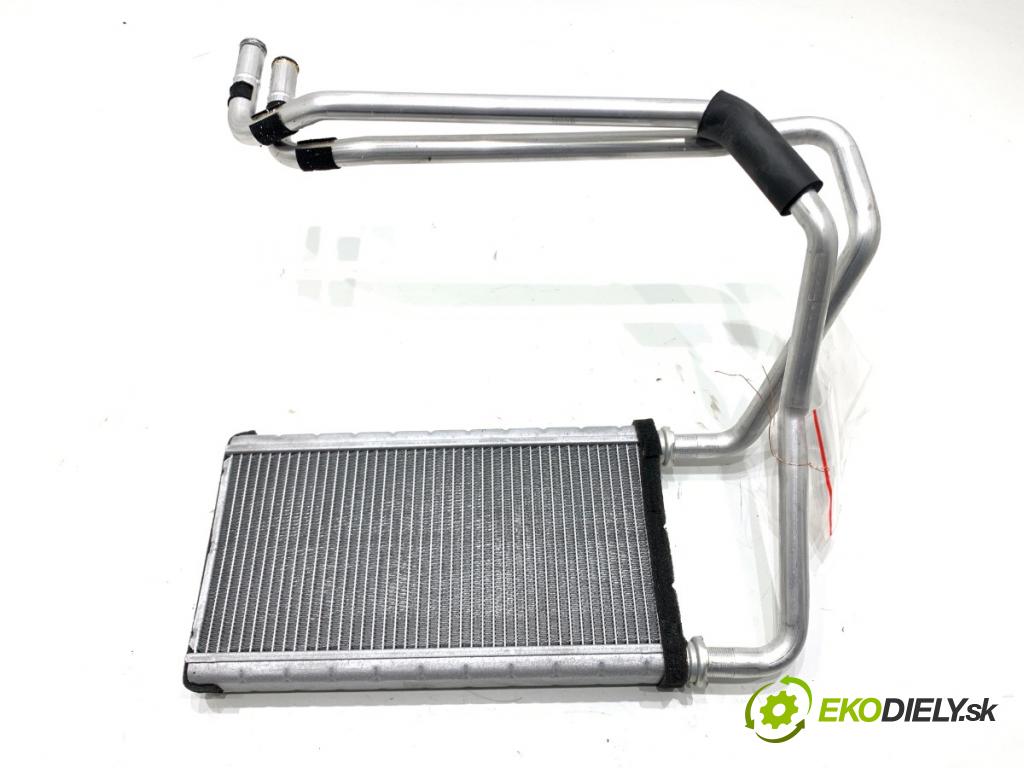 SUZUKI IGNIS III liftback 2017 66 kW 1.2 (ATK412) 1242 topné těleso radiátor topení  (Radiátor topení)