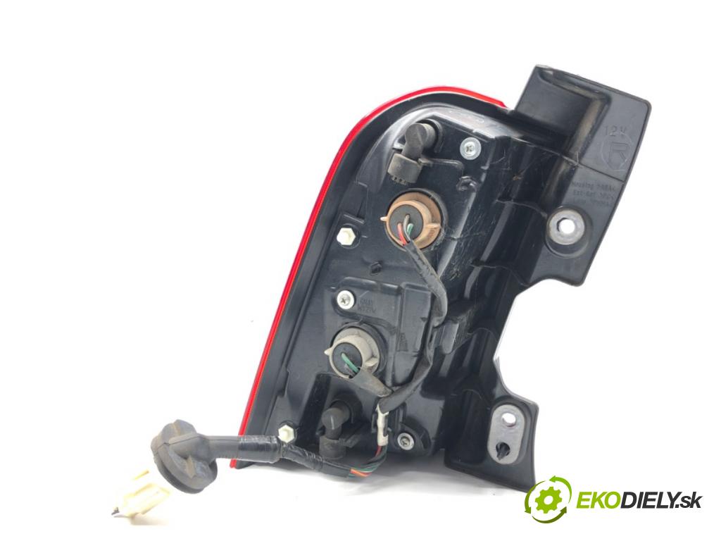 SUZUKI IGNIS III liftback 2017 66 kW 1.2 (ATK412) 1242 světlo pravý zadní část