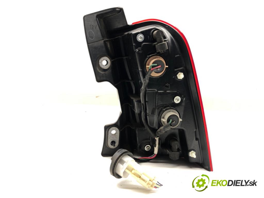 SUZUKI IGNIS III liftback 2017 66 kW 1.2 (ATK412) 1242 světlo levý zadní část