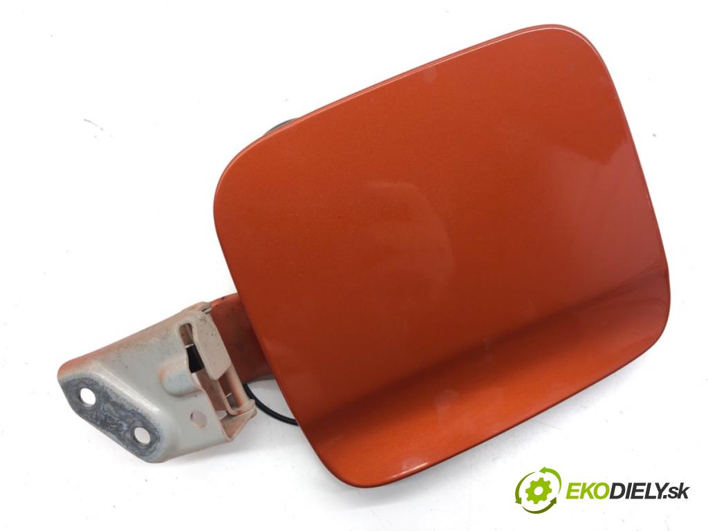 SUZUKI IGNIS III liftback 2017 66 kW 1.2 (ATK412) 1242 dvířka nádrže paliva  (Klika dveří ostatní)