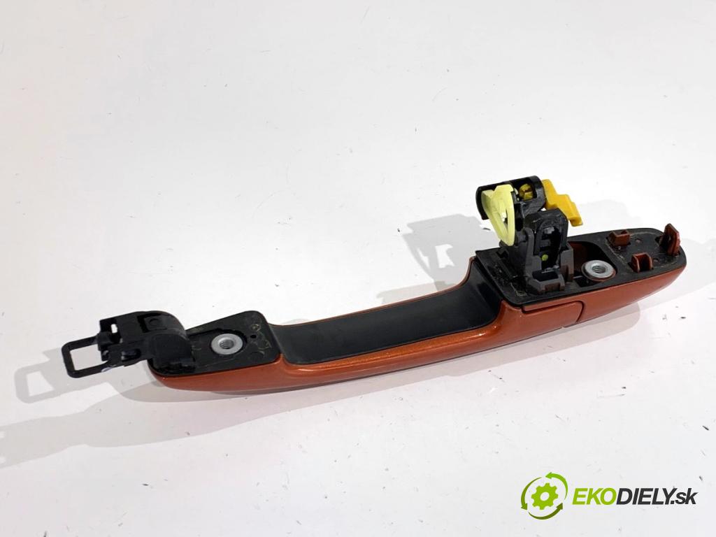 SUZUKI IGNIS III liftback 2017 66 kW 1.2 (ATK412) 1242 Kľučka vonkajšia pravy zad