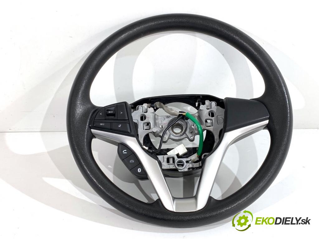 SUZUKI IGNIS III liftback 2017 66 kW 1.2 (ATK412) 1242 Volant  (Volant)