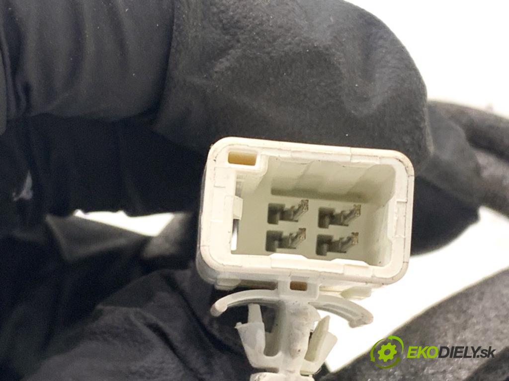 SUZUKI IGNIS III liftback 2017 66 kW 1.2 (ATK412) 1242 KAMERA ZPĚT: 39970-62RA0