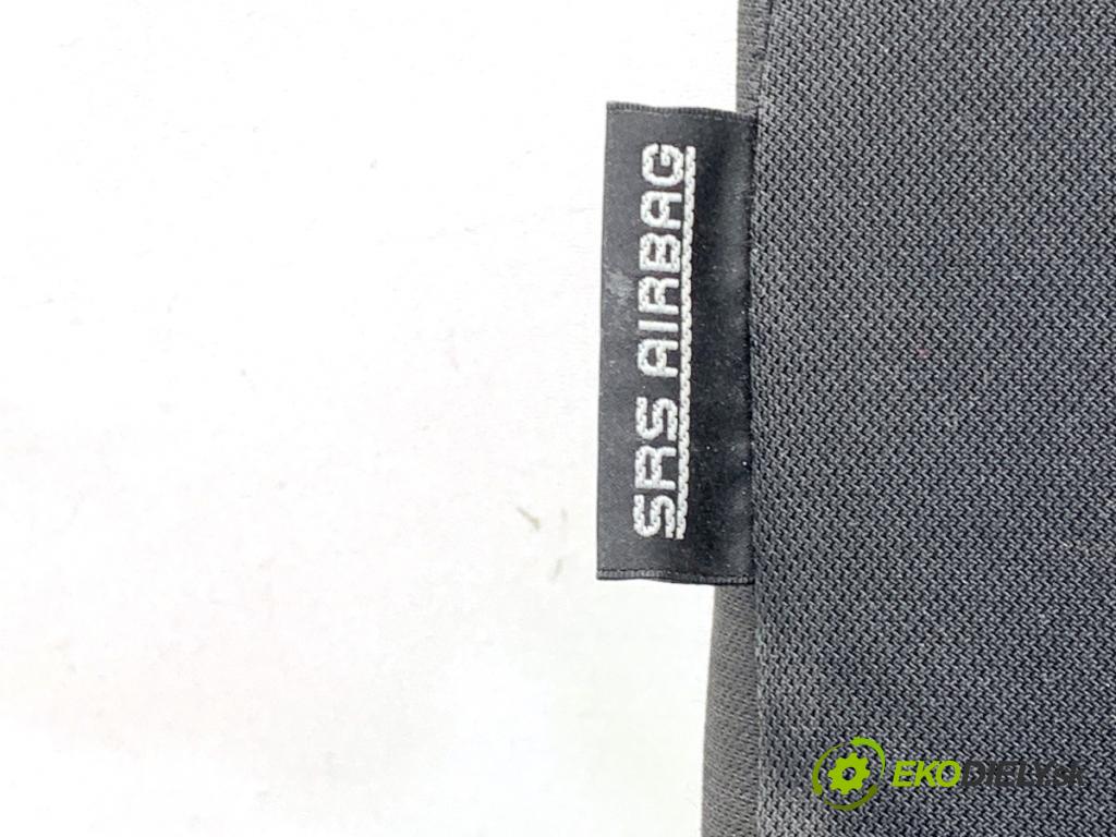 SUZUKI IGNIS III liftback 2017 66 kW 1.2 (ATK412) 1242 sedadlo pravý přední část