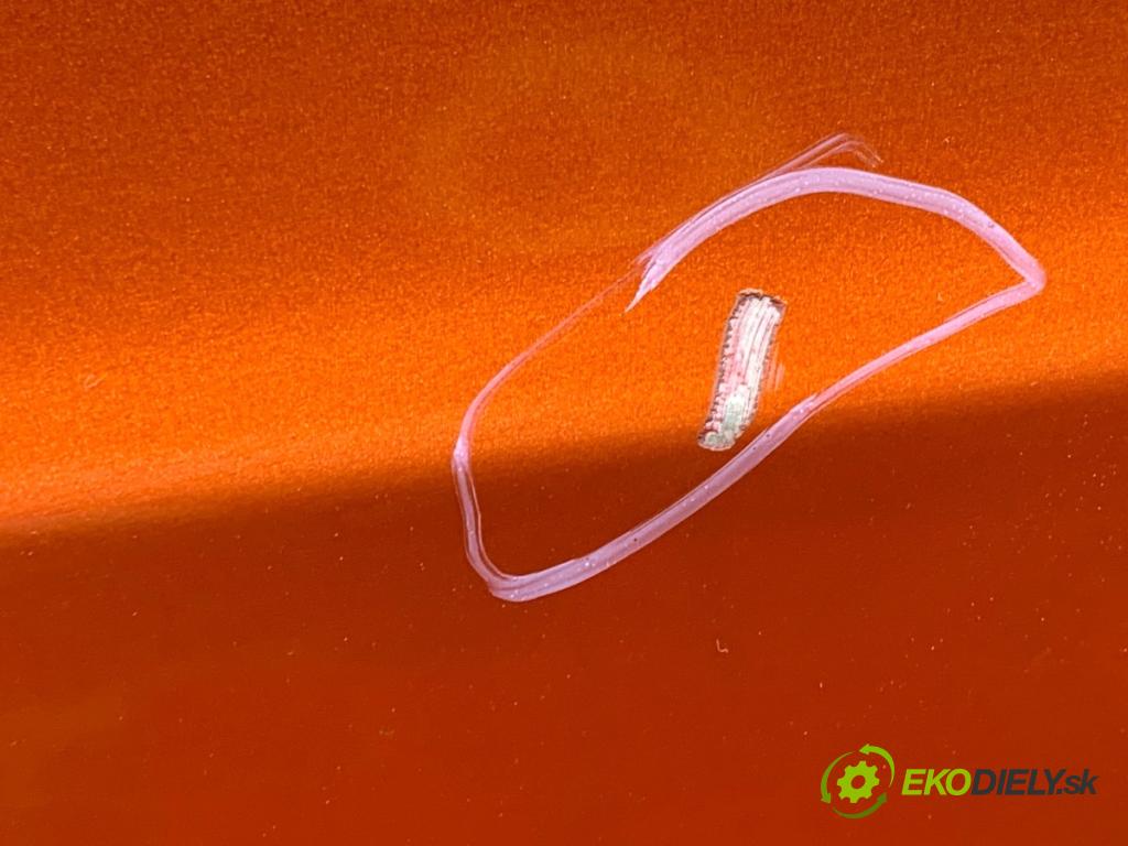 SUZUKI IGNIS III liftback 2017 66 kW 1.2 (ATK412) 1242 dveře levý zadní část ZWD