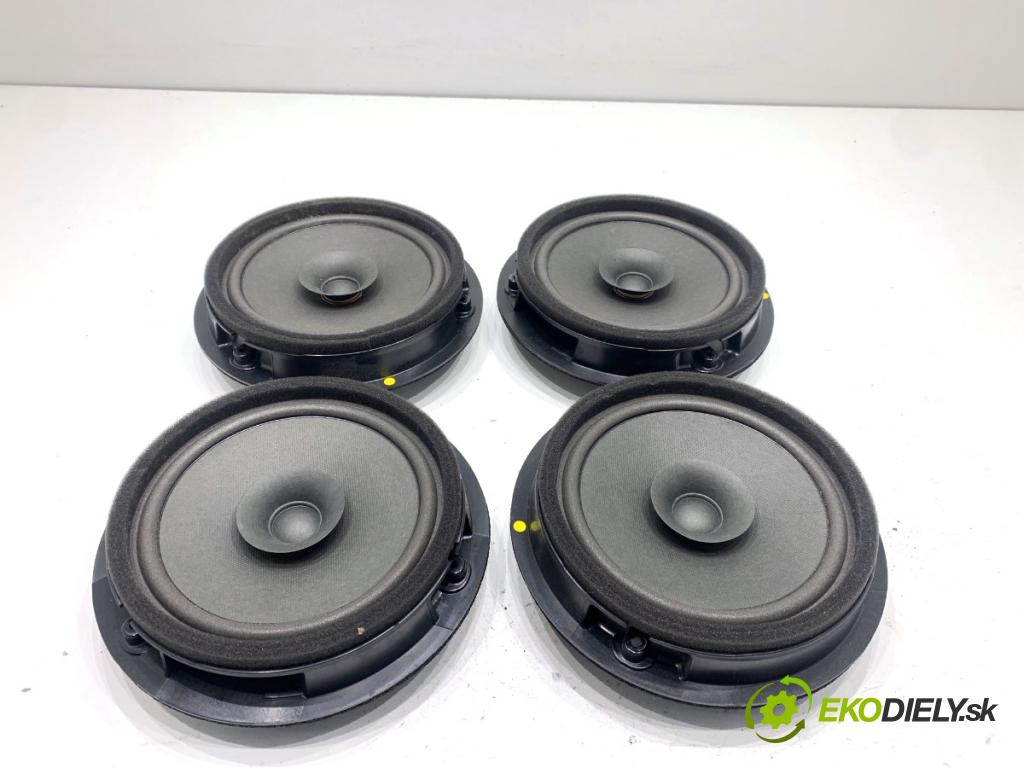 SUZUKI IGNIS III liftback 2017 66 kW 1.2 (ATK412) 1242 reproduktory 39102-74P00