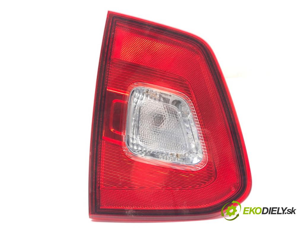 SUZUKI IGNIS III liftback 2017 66 kW 1.2 (ATK412) 1242 světlo zadní část pravá vnitřní  (Klika dveří ostatní)