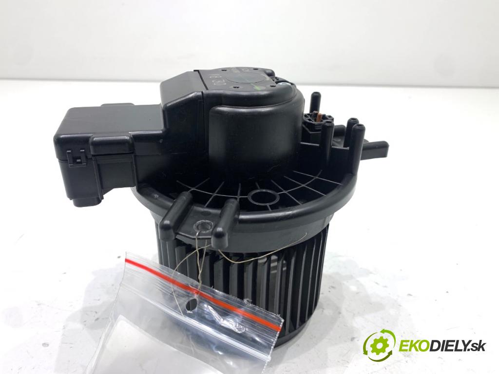 SUZUKI IGNIS III liftback 2017 66 kW 1.2 (ATK412) 1242 ventilátor kúrenia