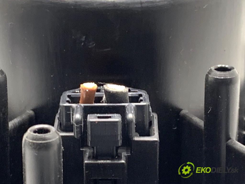 SUZUKI IGNIS III liftback 2017 66 kW 1.2 (ATK412) 1242 ventilátor kúrenia