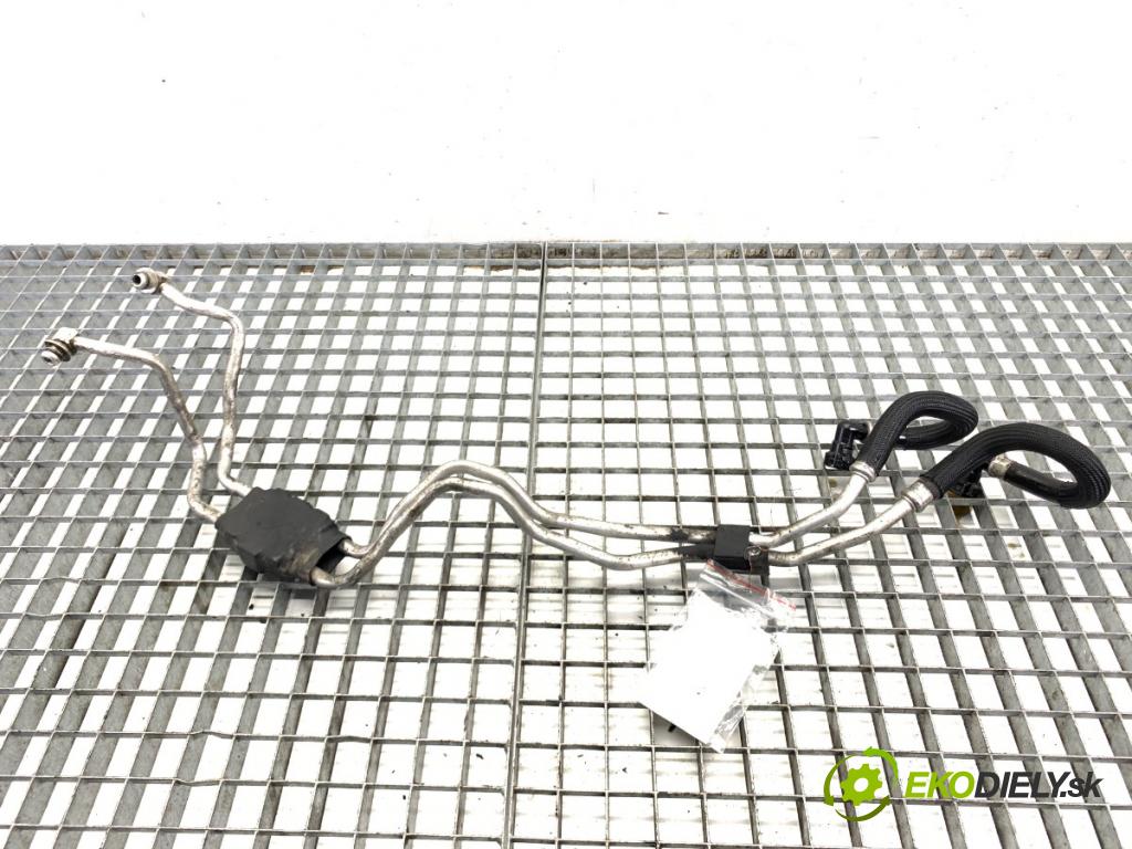 JAGUAR F-PACE SUV 2016 120 kW 2.0 TD4 1999 trubka převodovky 