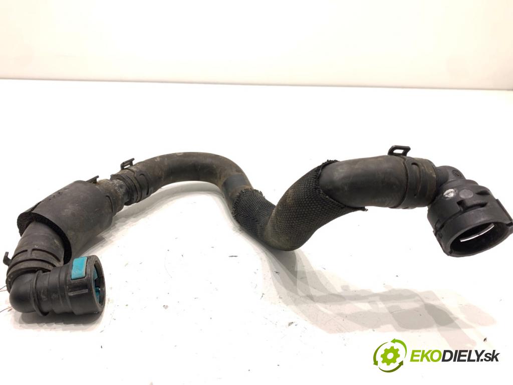 JAGUAR F-PACE SUV 2016 120 kW 2.0 TD4 1999 rozdělovač vody 1321132