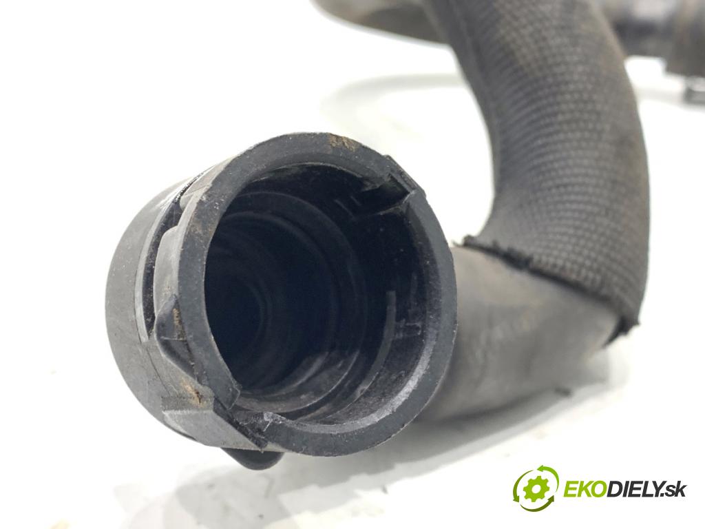 JAGUAR F-PACE SUV 2016 120 kW 2.0 TD4 1999 Rozdeľovač vody 1321132