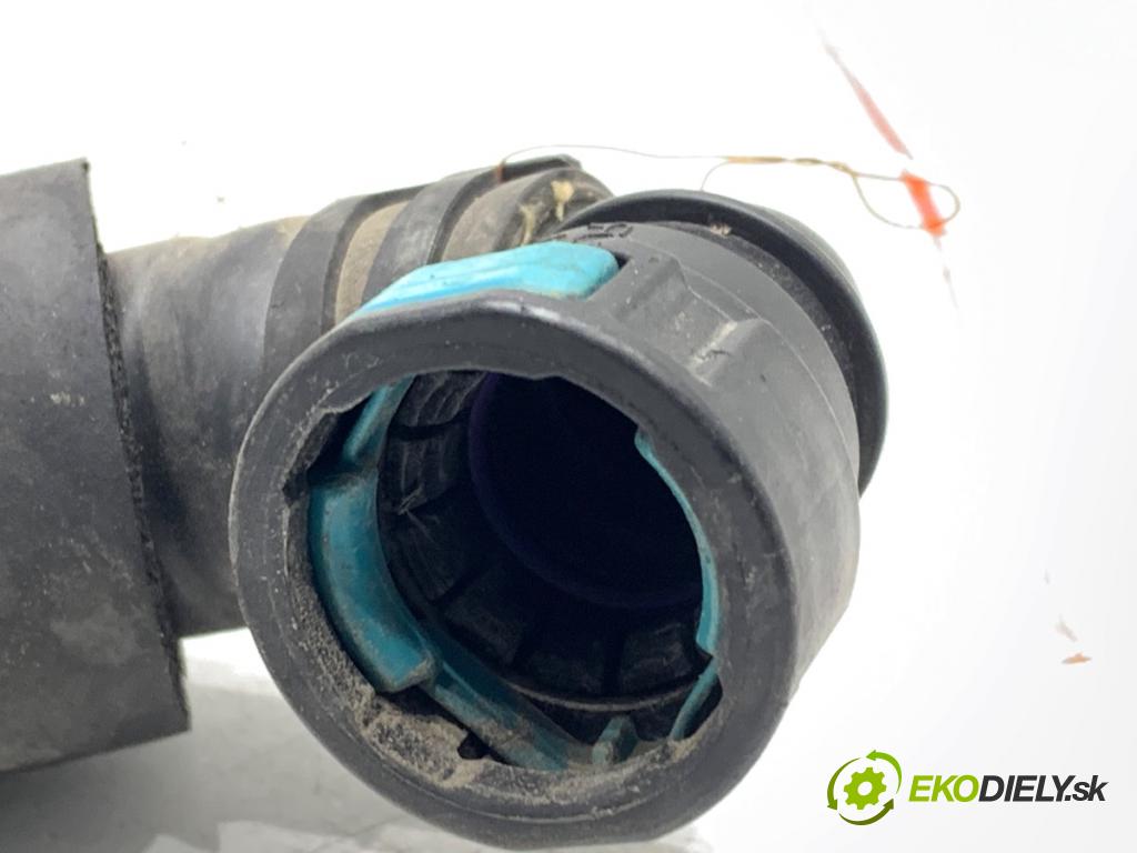 JAGUAR F-PACE SUV 2016 120 kW 2.0 TD4 1999 Rozdeľovač vody 1321132