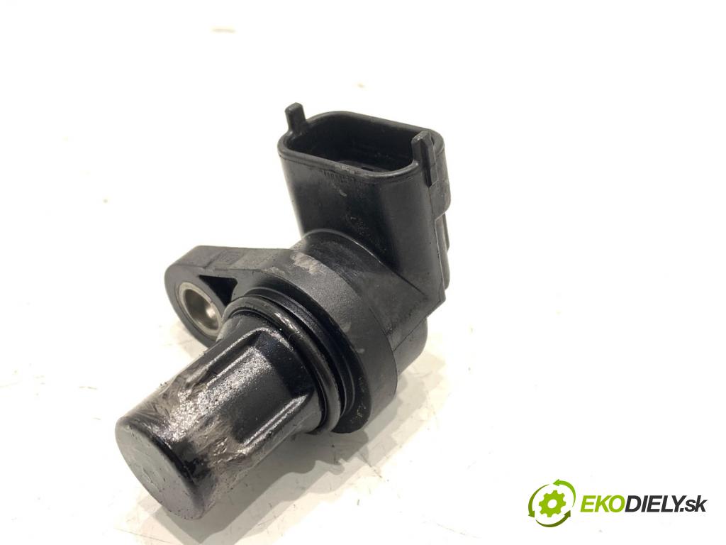 JAGUAR F-PACE SUV 2016 120 kW 2.0 TD4 1999 snímač pozice vačkového hřídele G4D3-12K073-AA (Snímač polohy klikového hřídele)