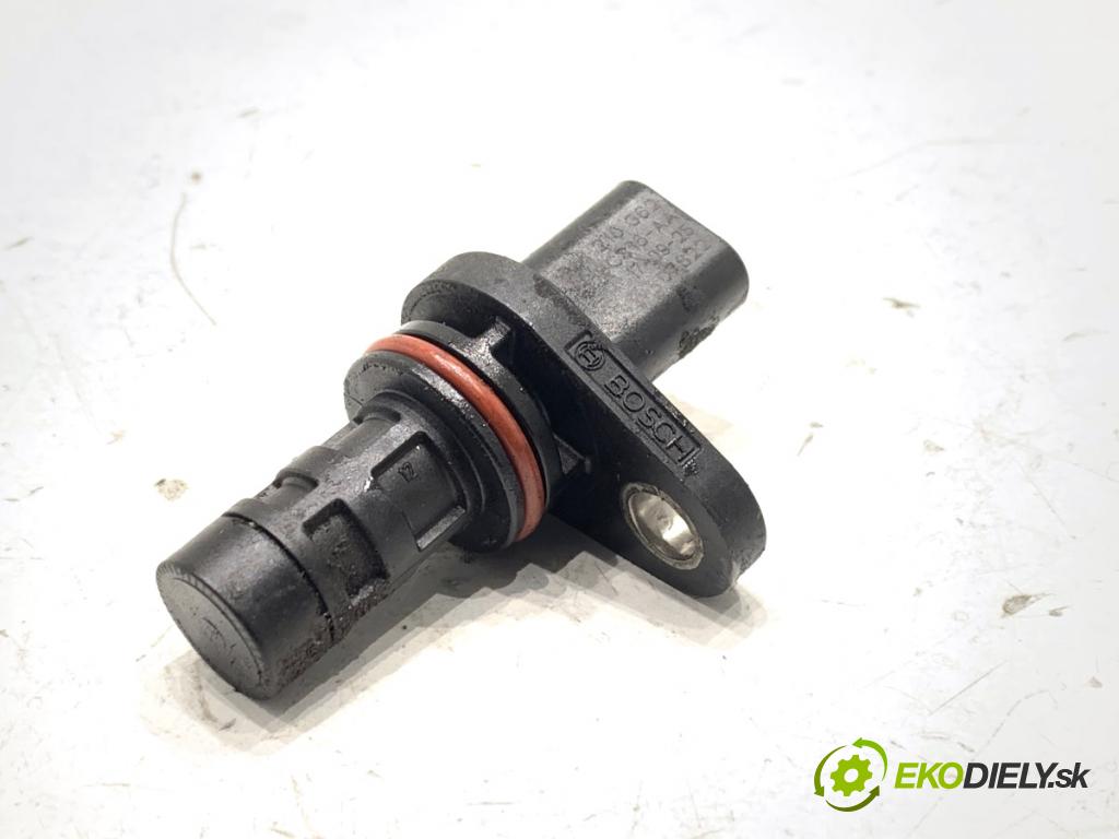 JAGUAR F-PACE SUV 2016 120 kW 2.0 TD4 1999 snímač pozice hřídele klikového G4D3-6C315-AA (Snímač polohy klikového hřídele)