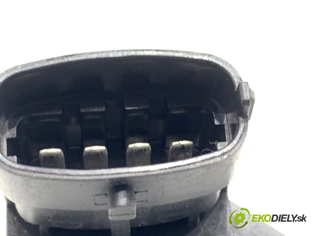 JAGUAR F-PACE SUV 2016 120 kW 2.0 TD4 1999 Snímač tlaku DOPLNENIE: G4D3-12B676-AA