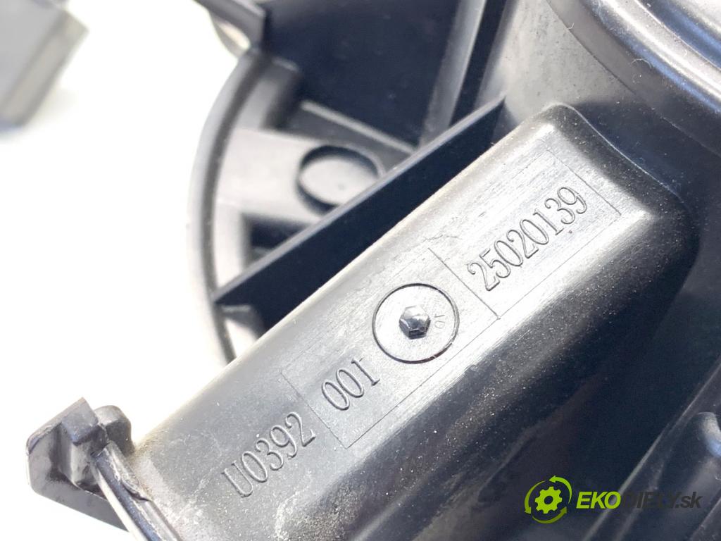 OPEL ASTRA J sedan 2017 103 kW 1.4 LPG (69) 1364 ventilátor kúrenia U7253002