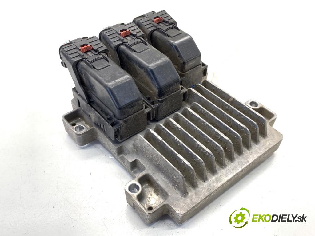 OPEL ASTRA J sedan 2017 103 kW 1.4 LPG (69) 1364 řídící jednotka motora 12675408 (Řídicí jednotka)