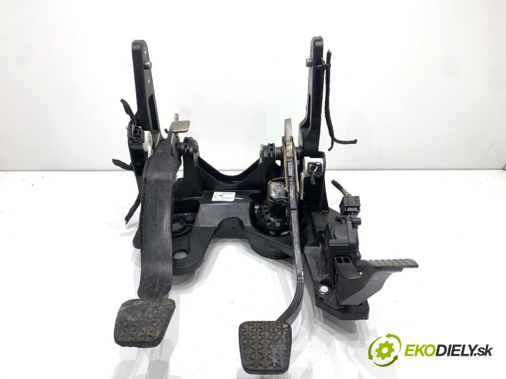 OPEL ASTRA J sedan 2017 103 kW 1.4 LPG (69) 1364 PEDÁL: 39032843 (Potenciometr plynového pedálu)