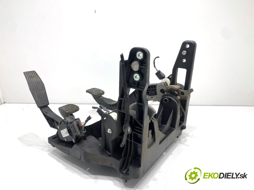 OPEL ASTRA J sedan 2017 103 kW 1.4 LPG (69) 1364 PEDÁL: 39032843 (Potenciometr plynového pedálu)