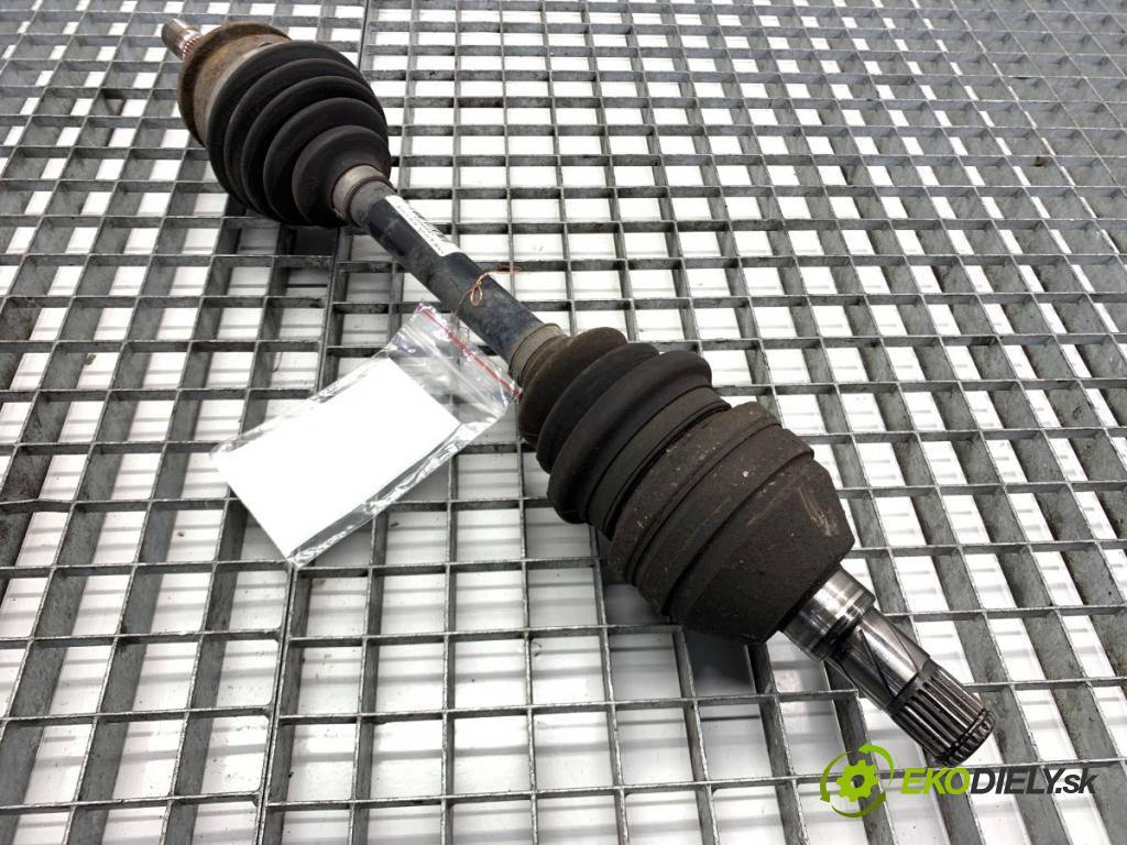 OPEL ASTRA J sedan 2017 103 kW 1.4 LPG (69) 1364 poloos levý přední část 13335145