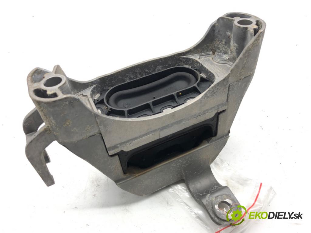 OPEL ASTRA J sedan 2017 103 kW 1.4 LPG (69) 1364 AirBag Motor ľavy 13347453