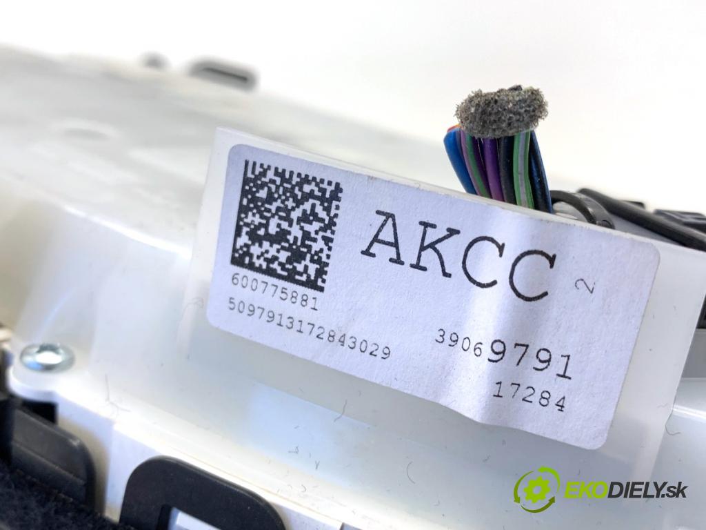 OPEL ASTRA J sedan 2017 103 kW 1.4 LPG (69) 1364 prístrojovka 39069791 (Přístrojová deska)