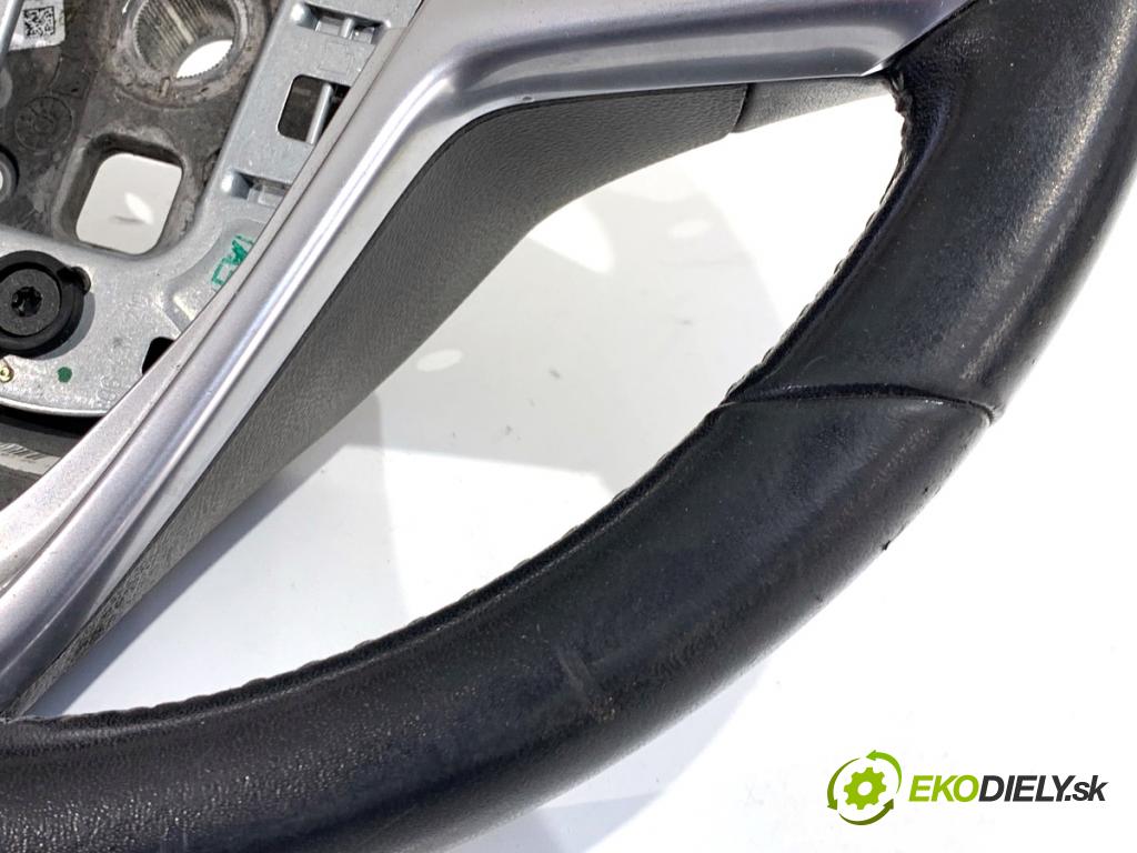 OPEL ASTRA J sedan 2017 103 kW 1.4 LPG (69) 1364 Volant 13351029 (Volant)
