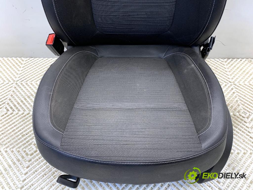 OPEL ASTRA J sedan 2017 103 kW 1.4 LPG (69) 1364 Sedadlo ľavy predný