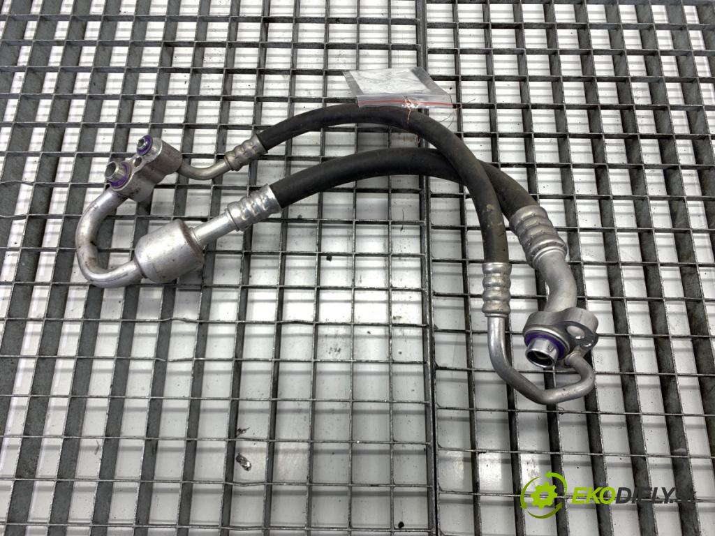 OPEL ASTRA J sedan 2017 103 kW 1.4 LPG (69) 1364 rúrka klimatizace  (Trubka klimatizace)