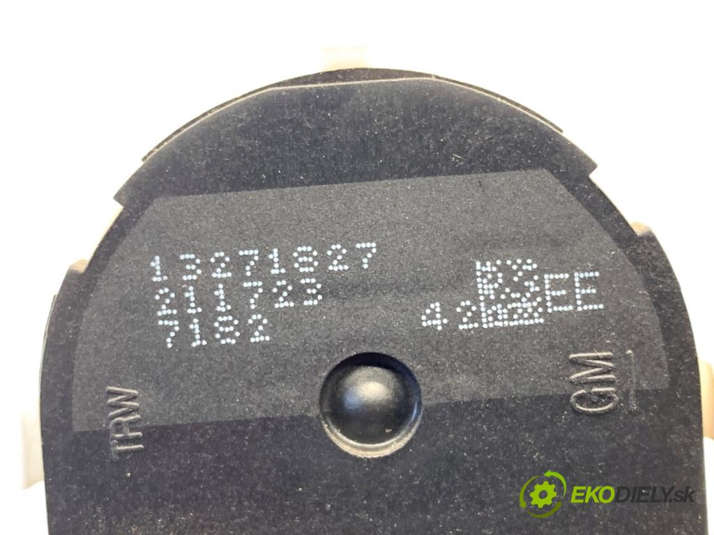 OPEL ASTRA J sedan 2017 103 kW 1.4 LPG (69) 1364 přepínač nastavení zpětných zrcátek 13271827 (Páčky pod volantem)