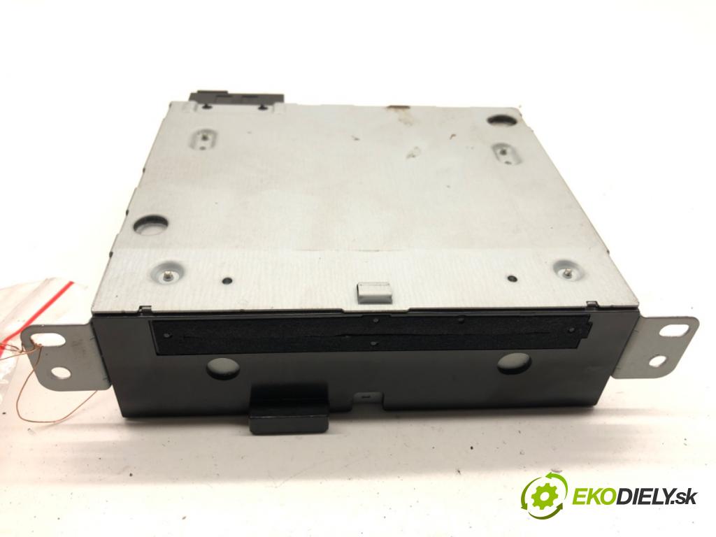 PEUGEOT 508 I sedan 2012 103 kW 2.0 HDi 1997 měnič CD 9676837780 (CD měnič)