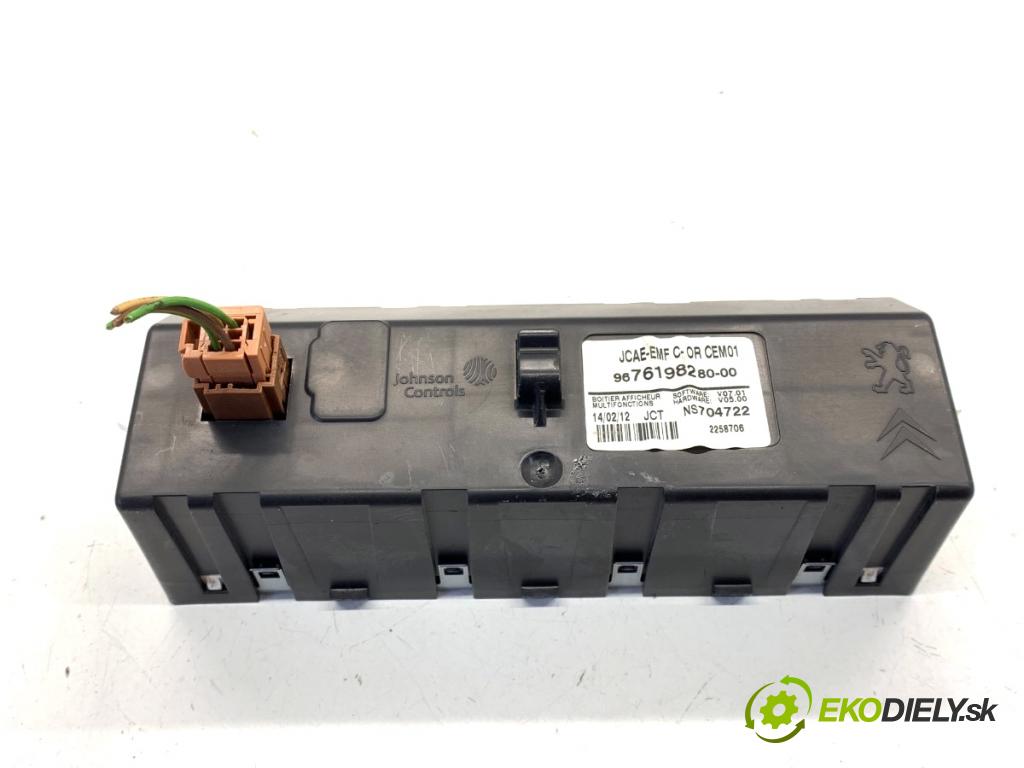 PEUGEOT 508 I sedan 2012 103 kW 2.0 HDi 1997 Dislpej 9676198280 (Prístrojová doska)