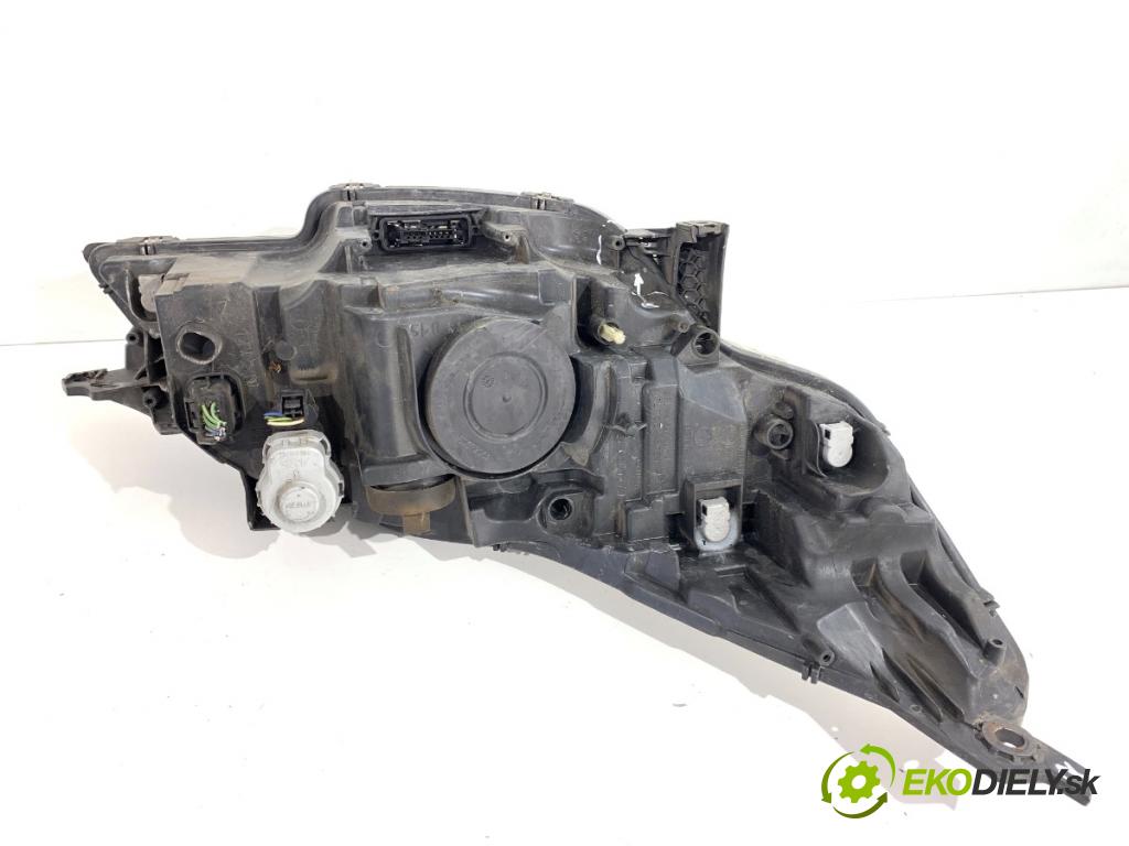 PEUGEOT 508 I sedan 2012 103 kW 2.0 HDi 1997 Svetlomet ľavy predný XENON