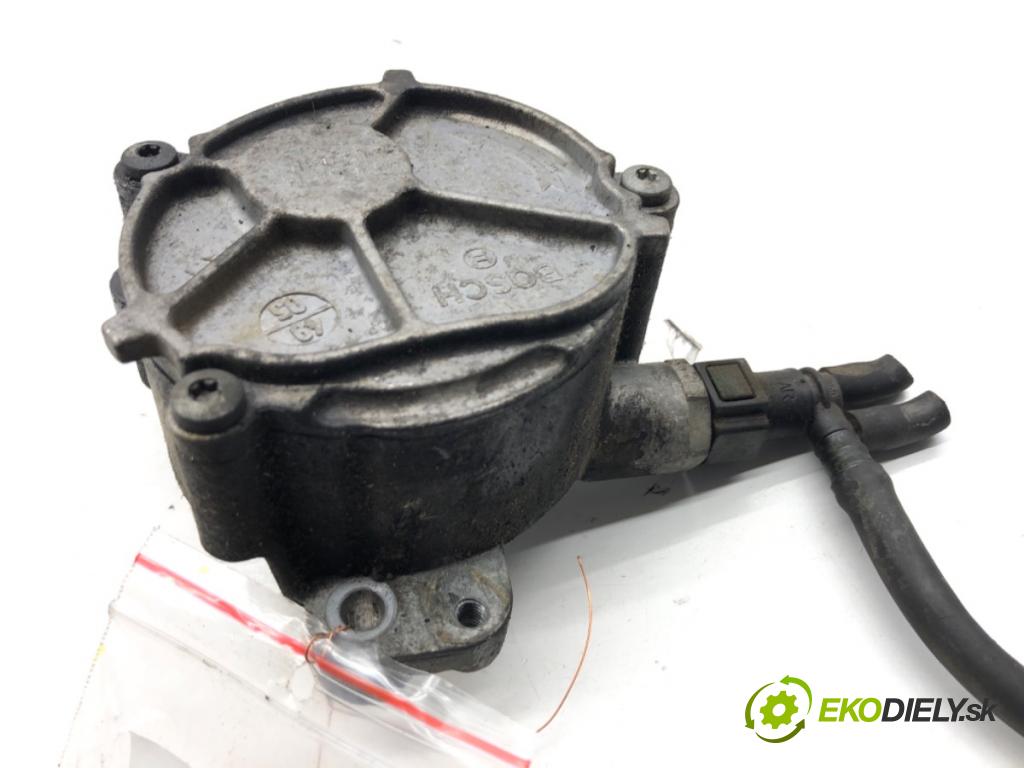 PEUGEOT 508 I sedan 2012 103 kW 2.0 HDi 1997 Pumpa vákuová