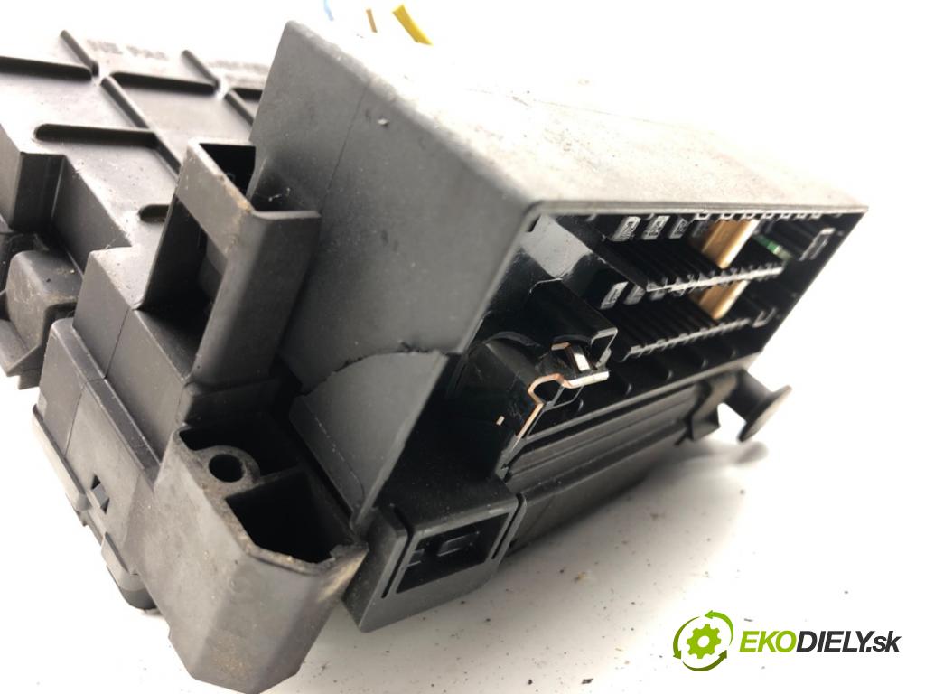 PEUGEOT 508 I sedan 2012 103 kW 2.0 HDi 1997 Modul BSM 9677987580 (Riadiaca jednotka ostatné)