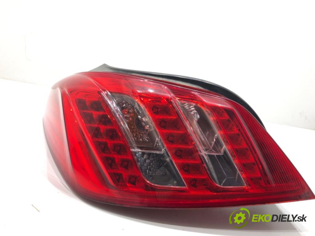 PEUGEOT 508 I sedan 2012 103 kW 2.0 HDi 1997 světlo levý zadní část 9686293780